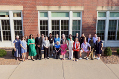 Alumni-Group_02